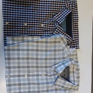 Van Heusen button down dress shirts medium classic